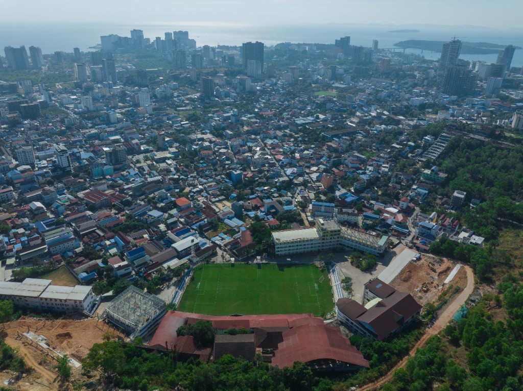 Campus beside the city and coast
